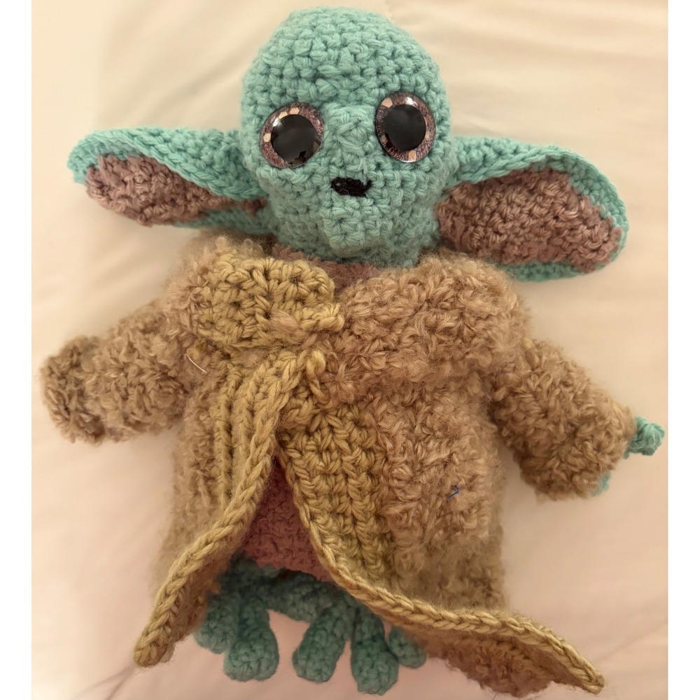 Handmade Crochet Grogu Plush Star Wars Mandalorian The Child Yoda Amigurumi